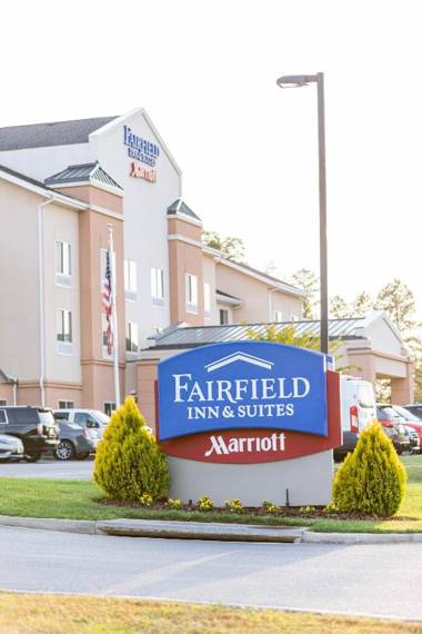 Fairfield Inn and Suites by Marriott South Boston