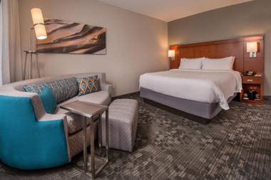 Courtyard by Marriott Dulles Town Center