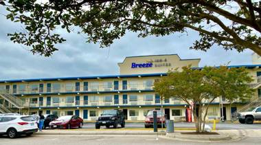 Breeze Inn & Suites Virginia Beach