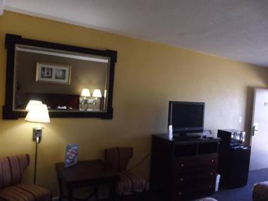Ambassadors Inn & Suites
