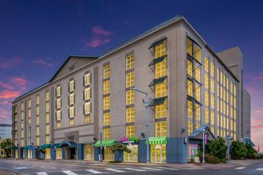 Country Inn & Suites by Radisson Virginia Beach (Oceanfront) VA
