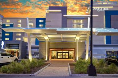 DoubleTree by Hilton Oceanfront Virginia Beach
