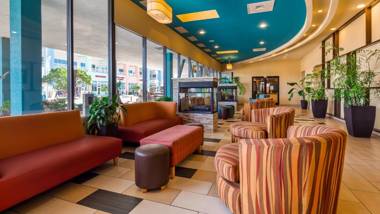 Best Western Plus Sandcastle Beachfront Hotel