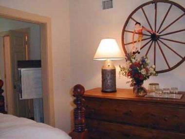 Fife & Drum Inn - Bed And Breakfast