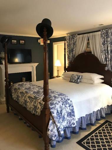 A Williamsburg White House Inn