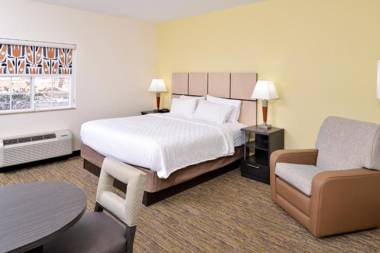 Candlewood Suites Winchester an IHG Hotel