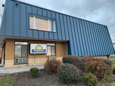 Days Inn by Wyndham Winchester