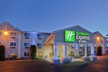 Holiday Inn Express Hotels & Suites Burlington an IHG Hotel