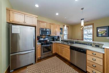 Cabernet Cottage & Carriage House #8CH