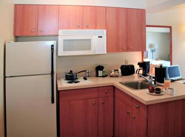 Executive Residency by Best Western Navigator Inn & Suites