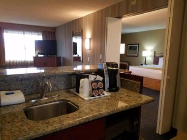 Best Western Cascadia Inn