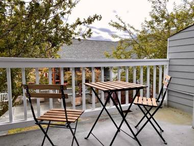 Friday Harbor Suites