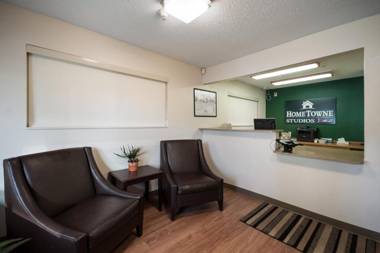 HomeTowne Studios by Red Roof Seattle - Kent/Des Moines