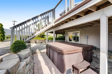 La Via Bella Retreat by the Lake