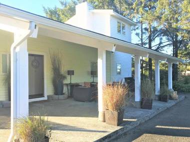 Tide Pool Cabin a Soquinomere Private Hotel on the Dunes Downtown Ocean Shores