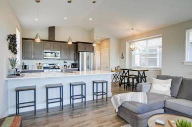 Tranquility Base - Oyhut Bay Seaside Village