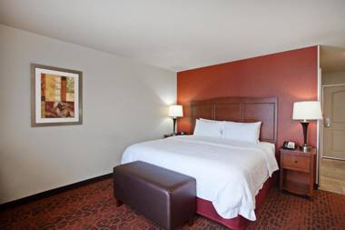 Hampton Inn and Suites Seattle - Airport / 28th Avenue