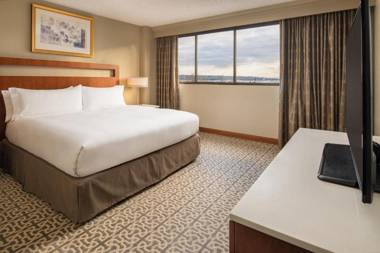 DoubleTree Suites by Hilton Seattle Airport/Southcenter