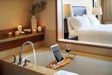 Pan Pacific Seattle