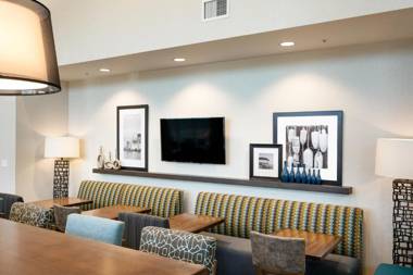 Hampton Inn & Suites by Hilton Seattle/Northgate