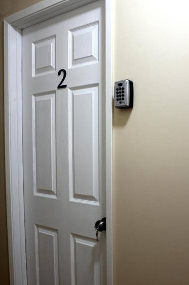 Brighton Guesthouse (Walk to Metro)