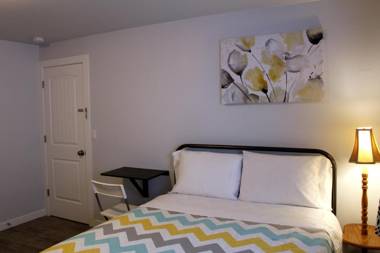 Rainier Retreat (Walk to Metro)