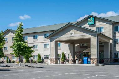 Quality Inn & Suites at Olympic National park