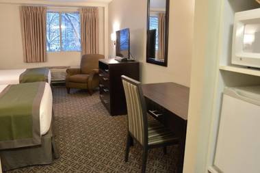 The Madison Inn by Riversage