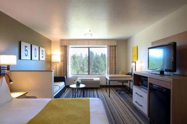 Oxford Suites Spokane Valley