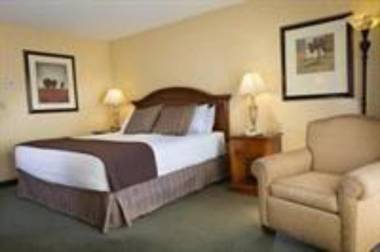 Ruby River Hotel Spokane (ex Red Lion River Inn)