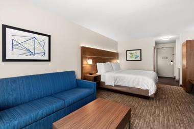 Holiday Inn Express and Suites Sumner an IHG Hotel