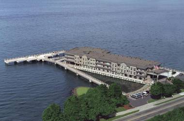 Silver Cloud Inn - Tacoma Waterfront