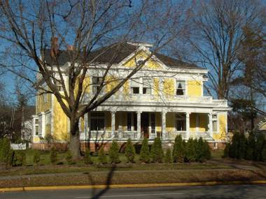 Ringling House Bed & Breakfast