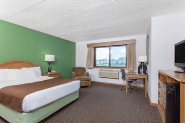 AmericInn by Wyndham Eau Claire