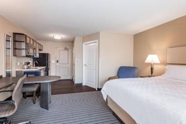 Candlewood Suites Eau Claire I-94 an IHG Hotel