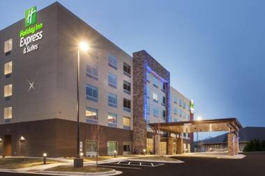 Holiday Inn Express & Suites - Hudson I-94 an IHG Hotel