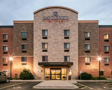 Candlewood Suites La Crosse an IHG Hotel