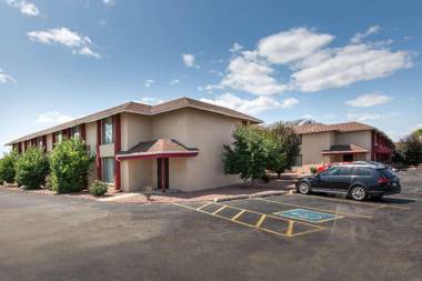 AmericInn by Wyndham La Crosse Riverfront-Conference Center