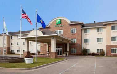 Holiday Inn Conference Center Marshfield an IHG Hotel