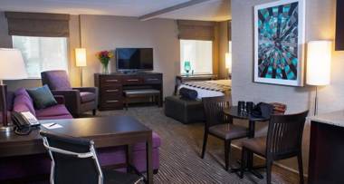 Hotel Marshfield BW Premier Collection