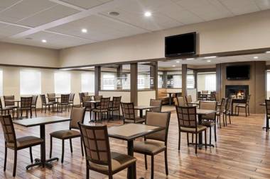 Best Western Plus Milwaukee Airport Hotel & Conference Center
