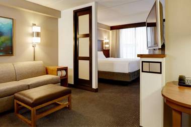 Hyatt Place Milwaukee Airport