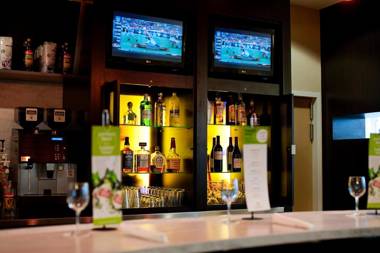 Courtyard Milwaukee Airport