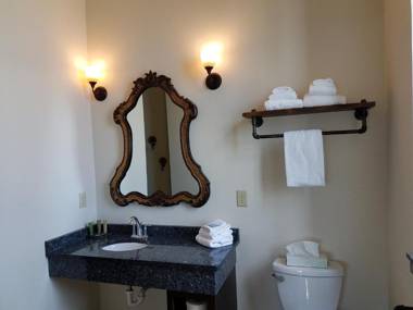 Brewhouse Inn and Suites