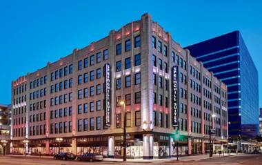 SpringHill Suites by Marriott Milwaukee Downtown