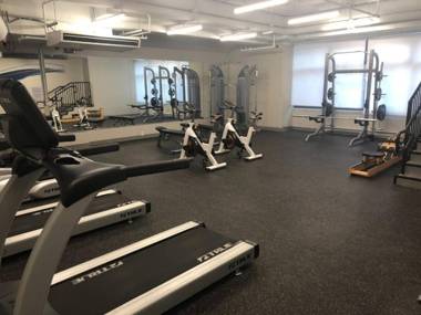 FRONTDESK 735 West Apts Westown Milwaukee