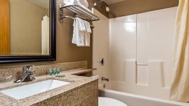 Best Western Waukesha Grand