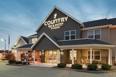 Country Inn & Suites by Radisson Platteville WI