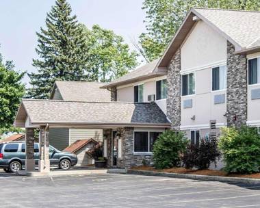 Quality Inn & Suites Sturgeon Bay 