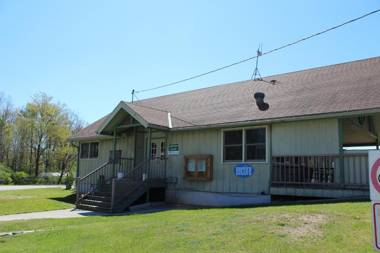 Tranquil Timbers Park Model 7